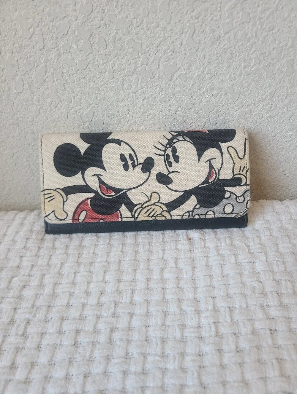 Loungefly Disney Wallet Minnie and Mickey Mouse